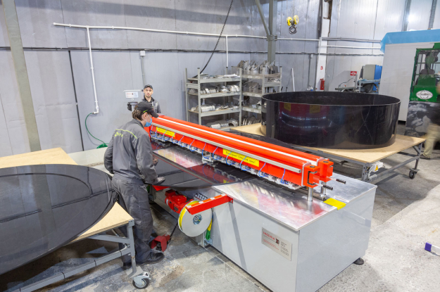 Услуги по обработке полимерных листов